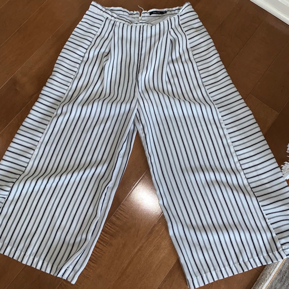 Black and white striped gauchos